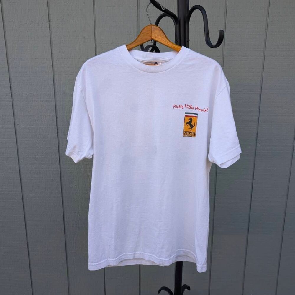 Vintage Ferarri "Bella Ferrari's On the Bay" Rare Mens Shirt. Large